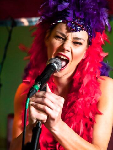 Burlesque Feather Cap