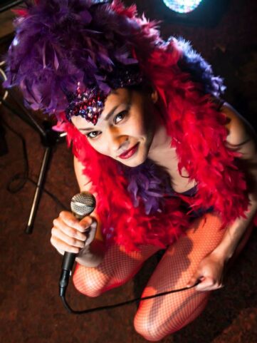 Burlesque Feather Cap