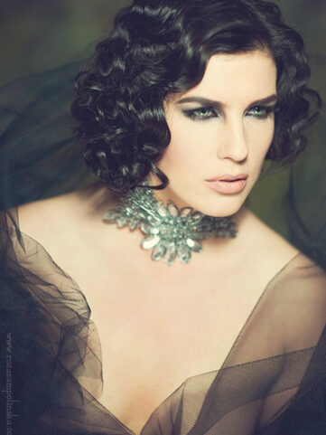 Necklace with silver sequins
